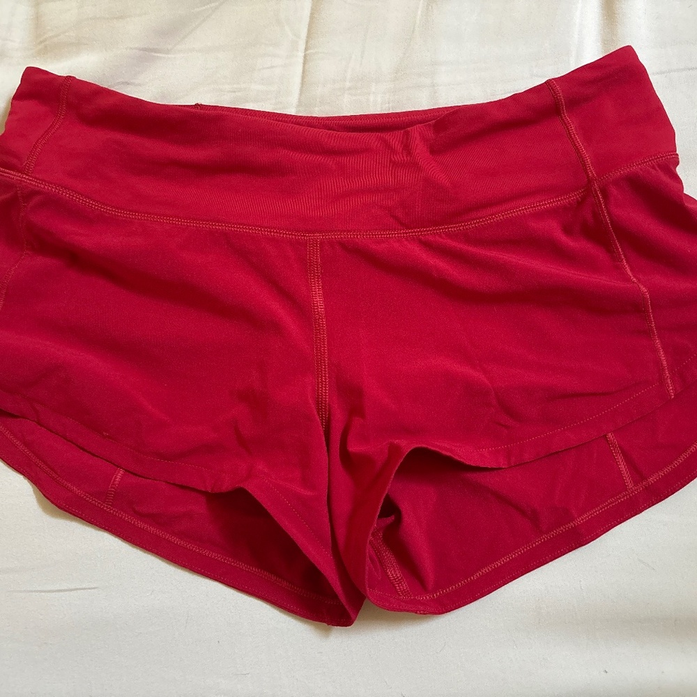 lululemon speed ups size 4 2.5 inch.